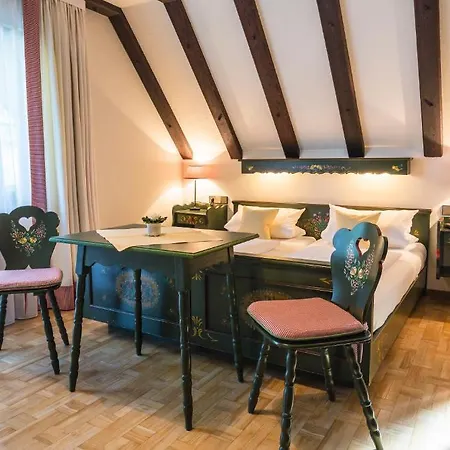 호텔 Restaurant Zur Krone 3*